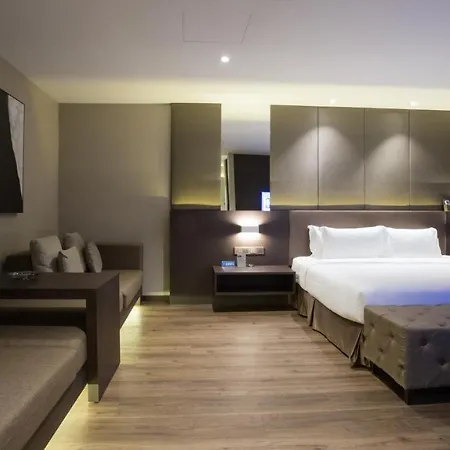 Wm Hotel & Casino